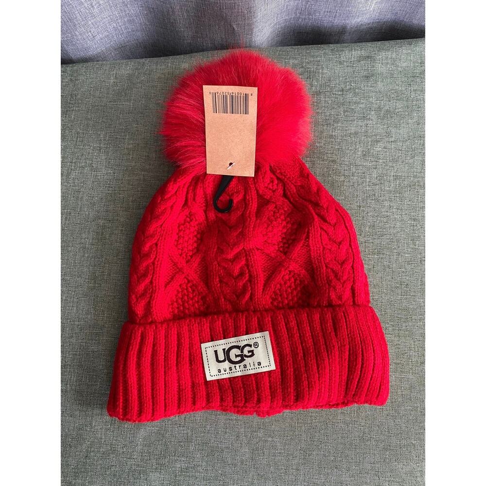 NWT UGG Australia Women's Red Cable-Knit Fleece-Lined Pom Pom Beanie Hat
